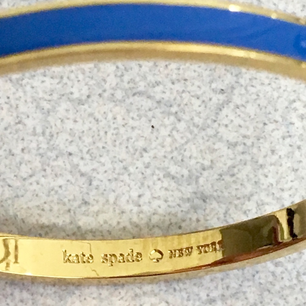Gorgeous  NWOT kate spade  enamel hinged bangle! - Picture 3 of 6